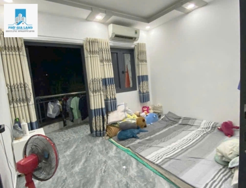 BÁN NHÀ HẺM LÊ VĂN LƯƠNG , P. TÂN HƯNG , QUẬN 7.