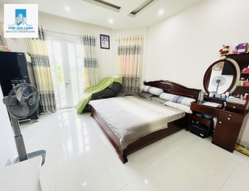 Bán   Huỳnh Tấn Phát  Phú Thuận Quận 7 