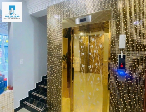BÁN KHÁCH SẠN ĐẸP NGUYỄN LƯƠNG BẰNG , P. PHÚ MỸ , QUẬN 7 .