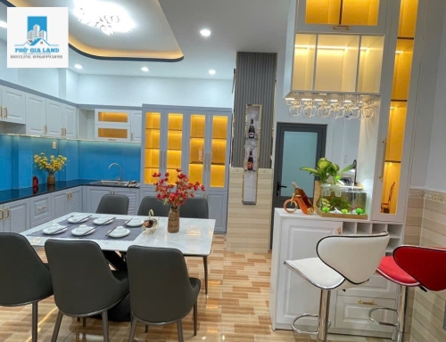 1886.71 Huỳnh Tấn Phát  5.85 tỷ Phú Xuân Nhà Bè