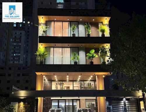 🔥 NHÀ PHỐ CAO CẤP – VỊ TRÍ VÀNG QUẬN 7 🔥