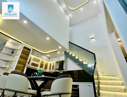 NHÀ VƯỜN GÓC 2 MẶT THOÁNG – HẺM 2873 HUỲNH TẤN PHÁT