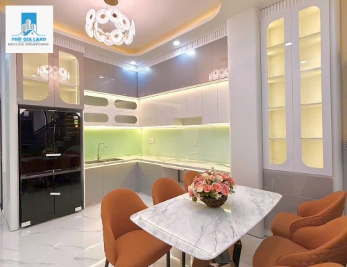 🏡 BÁN NHÀ HẺM XE HƠI – ĐƯỜNG 2295