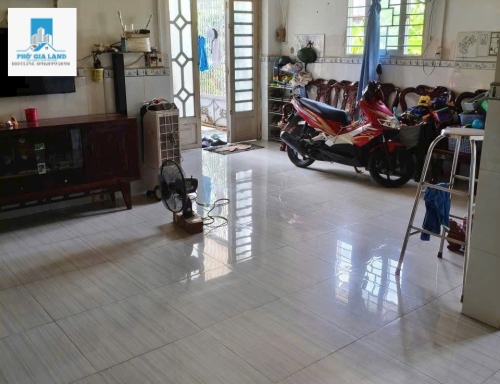 NHÀ BÈ: 🏡 LÔ GÓC 2 MẶT TIỀN – HẺM 2450 HUỲNH TẤN PHÁT – CÓ THỂ TÁCH 2 CĂN