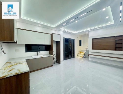  BÁN NHÀ SỔ HỒNG RIÊNG – KHU BỘ CÔNG AN 📍 GÓC 2 MẶT TIỀN – HẺM 3M NGUYỄN VĂN QUỲ, QUẬN 7