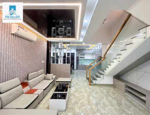 BÁN NHÀ PHỐ HIỆN ĐẠI 3 TẦNG ĐƯỜNG HUỲNH TẤN PHÁT NHÀ BÈ . 