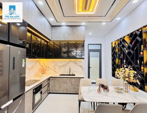 Chính chủ bán nhà quận 7 hẻm xe hoi 4 chỗ