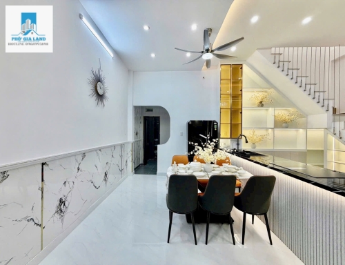 Huynh tấn phát , thị trấn nhà bè 