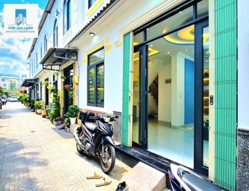 🏡 BÁN NHÀ HẺM XE HƠI – KHU KHO C, NHÀ BÈ