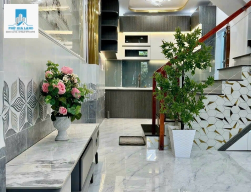 BÁN NHÀ SỔ HỒNG RIÊNG - ĐƯỜNG HUỲNH TẤN PHÁT - TT NHÀ BÈ.
