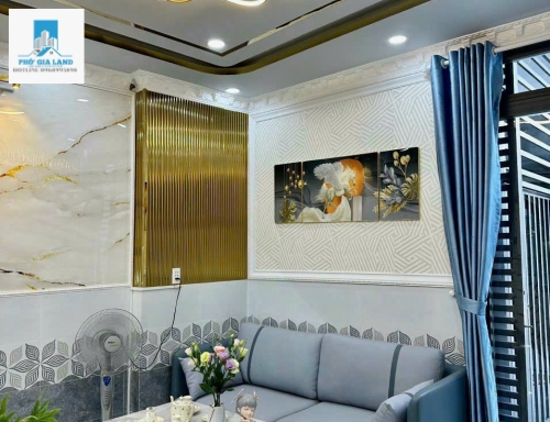 BÁN NHÀ SỔ HỒNG RIÊNG - ĐƯỜNG HUỲNH TẤN PHÁT - TT NHÀ BÈ.