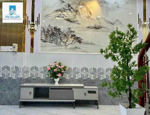 BÁN NHÀ SỔ HỒNG RIÊNG - ĐƯỜNG HUỲNH TẤN PHÁT - TT NHÀ BÈ.