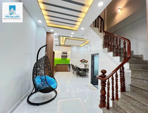 Bán Nhà Đường Huỳnh Thị Đồng Ngay Trung tâm Thị Trấn Nhà Bè. Liền kề Quận 7.