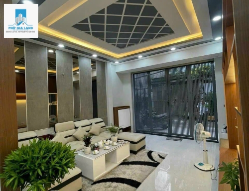 Bán Nhà Đường Huỳnh Thị Đồng Ngay Trung tâm Thị Trấn Nhà Bè. Liền kề Quận 7.