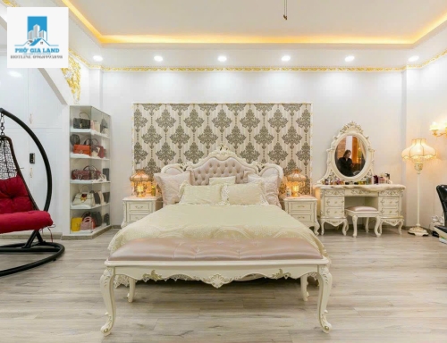  𝐁𝐈𝐄̣̂𝐓 𝐓𝐇𝐔̛̣ 𝐂𝐀𝐎 𝐂Ấ𝐏 𝐌𝐀̣̆𝐓 𝐓𝐈Ề𝐍 BT ĐẠI HỌC - PHƯỚC KIỂN NHÀ BÈ. TK CÓ THANG MÁY.