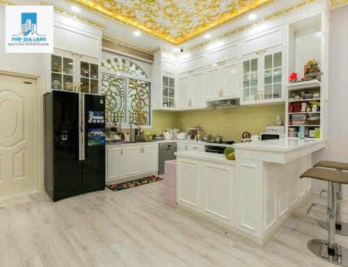  𝐁𝐈𝐄̣̂𝐓 𝐓𝐇𝐔̛̣ 𝐂𝐀𝐎 𝐂Ấ𝐏 𝐌𝐀̣̆𝐓 𝐓𝐈Ề𝐍 BT ĐẠI HỌC - PHƯỚC KIỂN NHÀ BÈ. TK CÓ THANG MÁY.