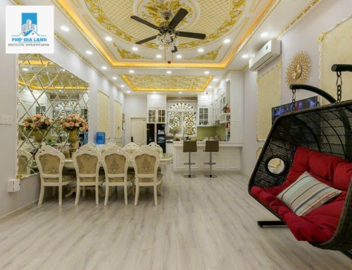  𝐁𝐈𝐄̣̂𝐓 𝐓𝐇𝐔̛̣ 𝐂𝐀𝐎 𝐂Ấ𝐏 𝐌𝐀̣̆𝐓 𝐓𝐈Ề𝐍 BT ĐẠI HỌC - PHƯỚC KIỂN NHÀ BÈ. TK CÓ THANG MÁY.