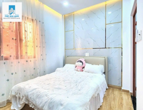 Bán nhà khu Sài Gòn mới xe hơi quay đầu