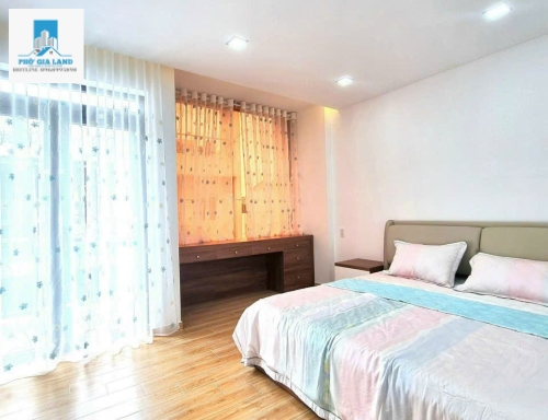 Bán nhà khu Sài Gòn mới xe hơi quay đầu