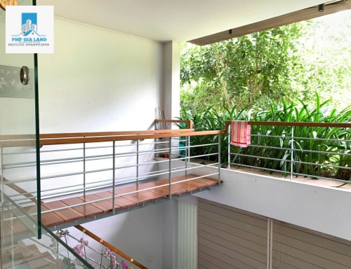 NHÀ PHỐ MẶT TIỀN ĐƯỜNG 20M - CÓ THANG MÁY - GẦN CÔNG VIÊN -PHÚ MỸ - QUẬN 7.