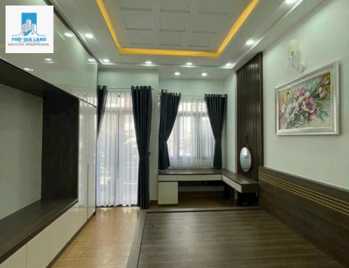 BÁN NHÀ PHỐ HIỆN ĐẠI _ 1979 HUỲNH TẤN PHÁT_TT . NHÀ BÈ