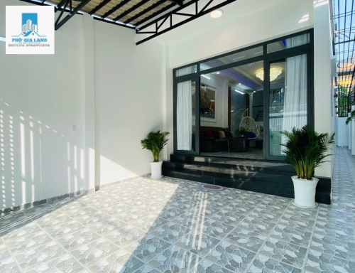 Bán nhà SHR hẻm xe hơi 5m 2250 Huỳnh Tấn Phát Nhà Bè, cách HTP 30m.