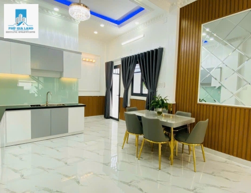 Bán nhà SHR hẻm xe hơi 5m 2250 Huỳnh Tấn Phát Nhà Bè, cách HTP 30m.