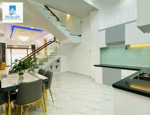 Bán nhà SHR hẻm xe hơi 5m 2250 Huỳnh Tấn Phát Nhà Bè, cách HTP 30m.