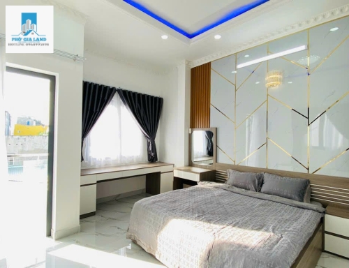 Bán nhà SHR hẻm xe hơi 5m 2250 Huỳnh Tấn Phát Nhà Bè, cách HTP 30m.