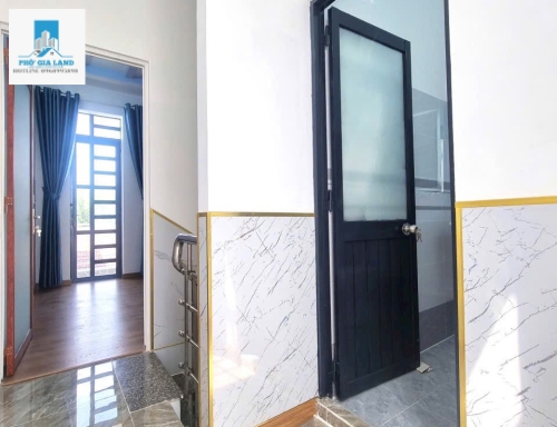Bán Nhà Hẻm 96 Đào Tông Nguyên.Nhà Bè, Xe hơi vào tới sát nhà