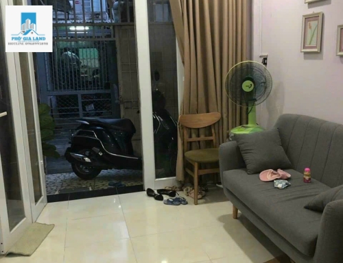 Bán gấp nhà SHR hẻm 60 lâm văn bền, sau lưng trường THPT Nguyễn Hữu Thọ p Tân kiểng Quận 7.