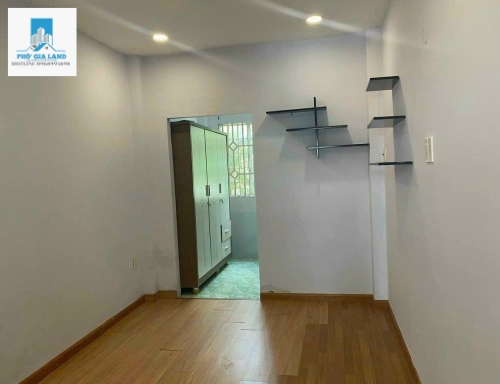 Bán gấp nhà SHR hẻm 60 lâm văn bền, sau lưng trường THPT Nguyễn Hữu Thọ p Tân kiểng Quận 7.