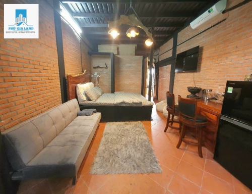 BÁN NHÀ GỖ CỔ KÍN - THIẾT KẾ KIỂU HOMESTAY ( 5 phòng) SỔ HỒNG RIÊNG - THỊ TRẤN NHÀ BÈ 