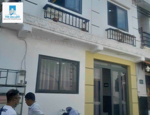 BÁN NHÀ SỔ HỒNG RIÊNG 3 PHÒNG NGỦ- HUỲNH TẤN PHÁT- QUẬN 7.