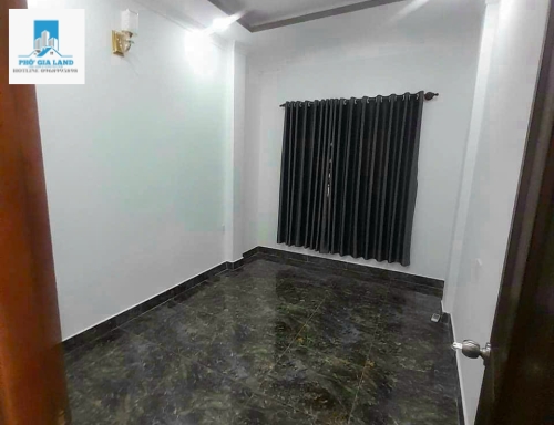 BÁN NHÀ SỔ HỒNG RIÊNG 3 PHÒNG NGỦ- HUỲNH TẤN PHÁT- QUẬN 7.