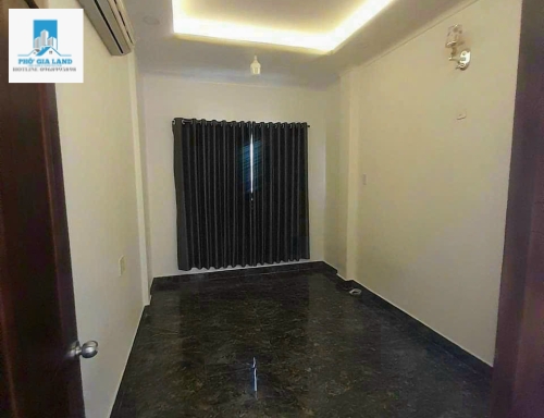 BÁN NHÀ SỔ HỒNG RIÊNG 3 PHÒNG NGỦ- HUỲNH TẤN PHÁT- QUẬN 7.
