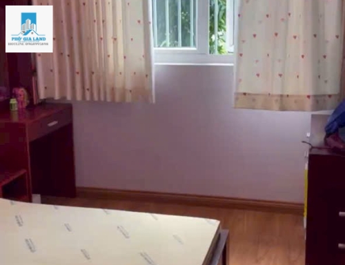 NHÀ SÂN VƯỜN- KDC SAVIMEX P.PHÚ THUẬN QUẬN 7 - GẦN CHỢ PHÚ THUẬN.
