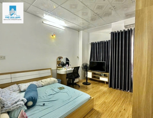 BÁN NHÀ HẺM 1982 HẺM 3 GÁC HUỲNH TẤN PHÁT THỊ TRẤN NHÀ BÈ .  GIÁ 3 tỷ 450tr TL 