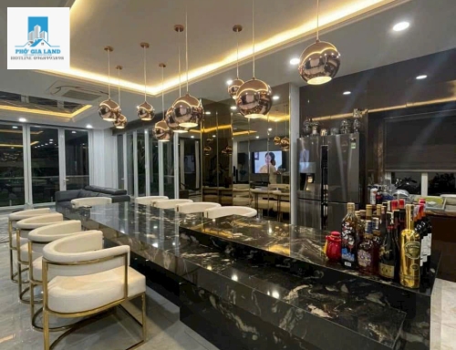  Bán biệt thự Tấn Trường, P Phú Thuận, Q7.