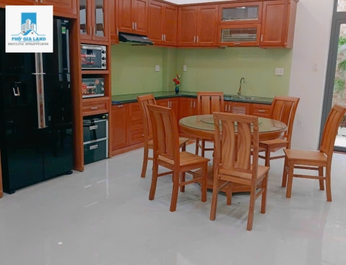 BÁN NHÀ ĐƯỜNG D1, đường rộng 20m. KDC Phú Mỹ- Phường Phú Mỹ-Q.7