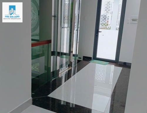 BÁN NHÀ ĐƯỜNG D1, đường rộng 20m. KDC Phú Mỹ- Phường Phú Mỹ-Q.7