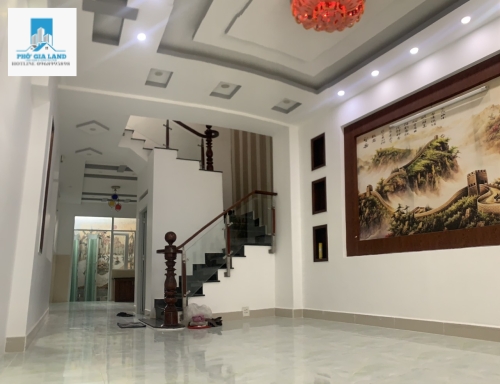 Bán nhà 3 lầuxe hơi ngủ trong nhà. Nhà mới 99%.  Hẻm 98 đường dương cát lợi, thị trân nhà bè