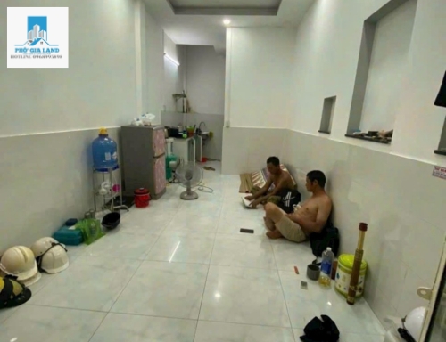 Bán Nhà Hẻm 1135 - Huỳnh Tấn Phát, Quận 7