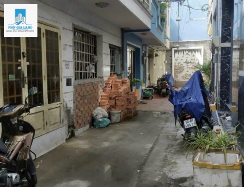 Bán Nhà Hẻm 1135 - Huỳnh Tấn Phát, Quận 7