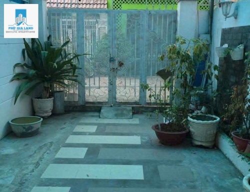  NHÀ MỚI HIỆN ĐẠI SHR, HẺM XE TẢI. 1806 THỊ TRẤN NHÀ BÈ.
