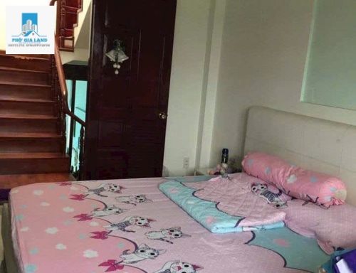  NHÀ MỚI HIỆN ĐẠI SHR, HẺM XE TẢI. 1806 THỊ TRẤN NHÀ BÈ.