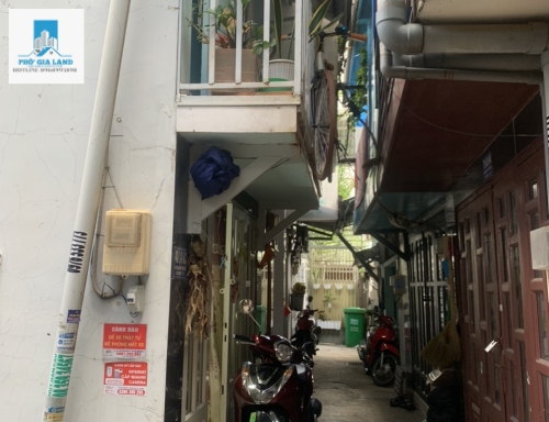NHÀ NHỎ DÀNH CHO ACE CÔNG NHÂN - KDC ỔN ĐỊNH - KHÔNG LO GIẢI TOẢ.