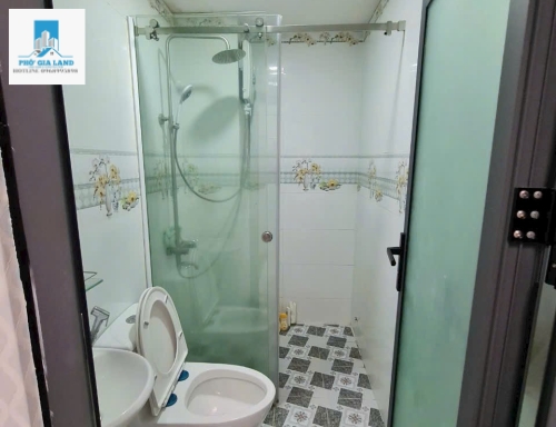 CẦN BÁN GẤP NHÀ HẺM VƯỜN ĐIỀU TÂN QUY, QUẬN 7.     