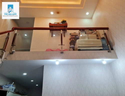 CẦN BÁN GẤP NHÀ HẺM VƯỜN ĐIỀU TÂN QUY, QUẬN 7.     