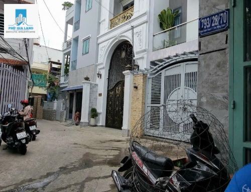 Bán nhà mặt tiền hẻm 793 thông qua hẻm 861 TXS 